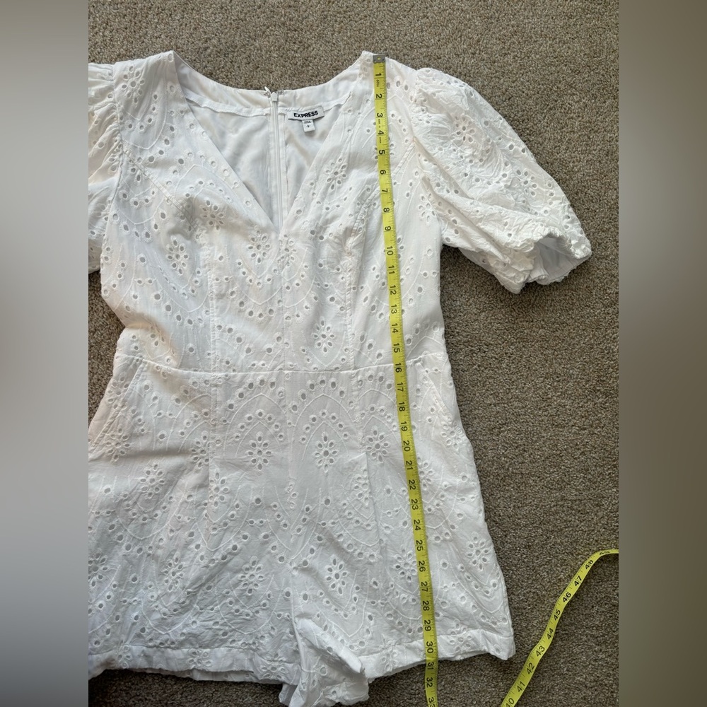 Express Eyelet Lace Puff Sleeve Romper White Size Large - Picture 11 of 14